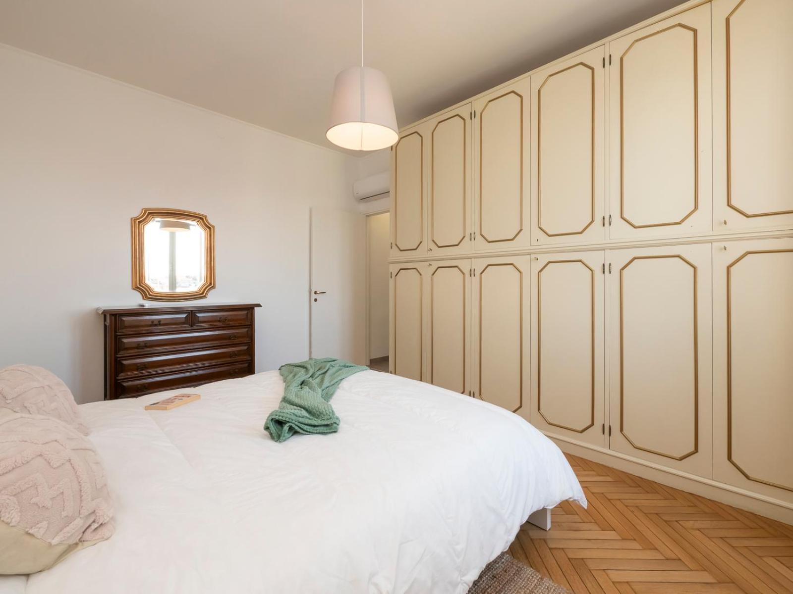 Xenia Apartments - Newly Renovated Apartment Milano Eksteriør bilde