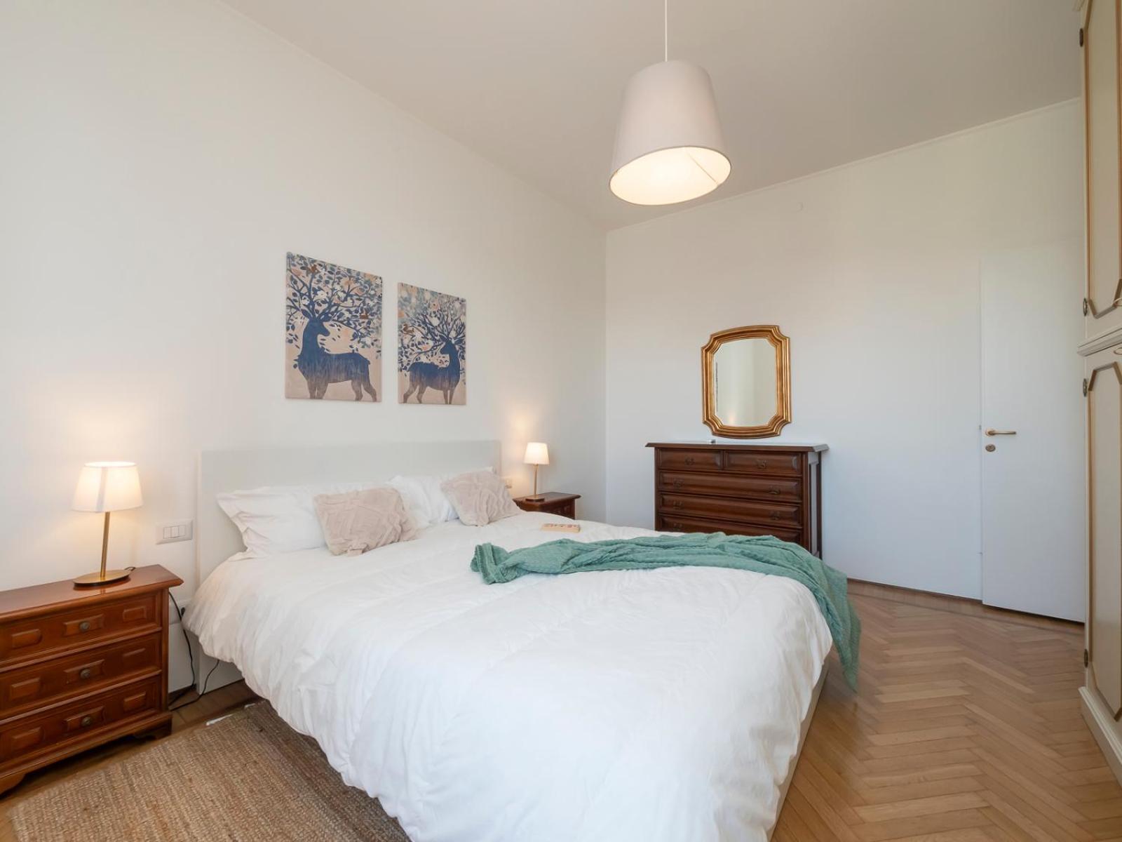 Xenia Apartments - Newly Renovated Apartment Milano Eksteriør bilde